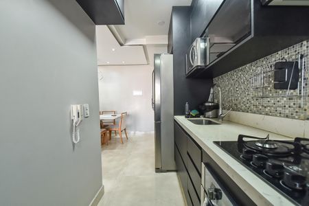 Apartamento à venda com 85m², 3 quartos e 2 vagas Apartamento à venda com 85m², 3 quartos e 2 vagasCozinha
