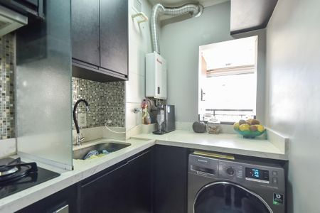 Apartamento à venda com 85m², 3 quartos e 2 vagas Apartamento à venda com 85m², 3 quartos e 2 vagasCozinha