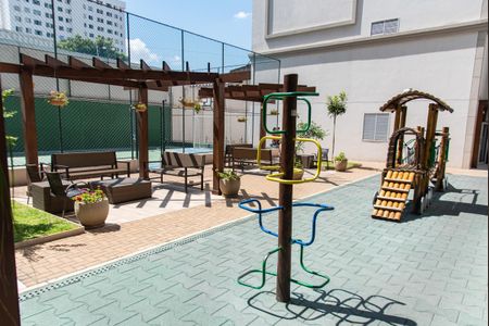 Apartamento à venda com 85m², 3 quartos e 2 vagas Apartamento à venda com 85m², 3 quartos e 2 vagasÁrea comum - Playground