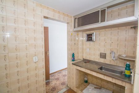 Apartamento para alugar com 50m², 2 quartos e 1 vaga Apartamento para alugar com 50m², 2 quartos e 1 vagaCozinha e Área de Serviço