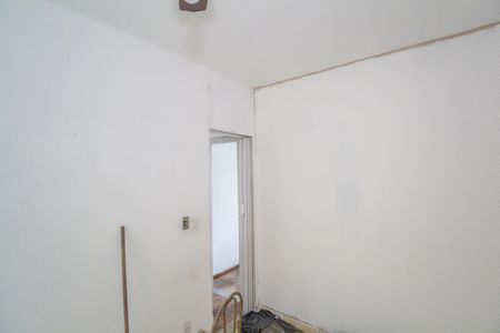 Quarto 1 de apartamento para alugar com 2 quartos, 50m² em Guadalupe, Rio de Janeiro