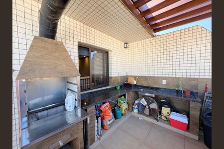 Apartamento à venda com 120m², 2 quartos e 2 vagasÁrea externa