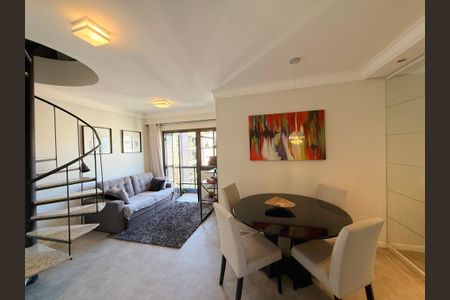 Apartamento à venda com 120m², 2 quartos e 2 vagasSala