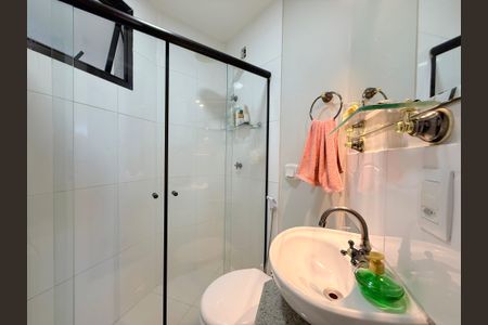 Apartamento à venda com 120m², 2 quartos e 2 vagasBanheiro