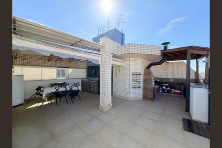 Apartamento à venda com 120m², 2 quartos e 2 vagasÁrea externa