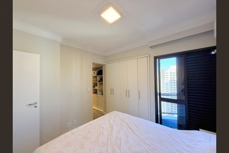Apartamento à venda com 120m², 2 quartos e 2 vagasQuarto
