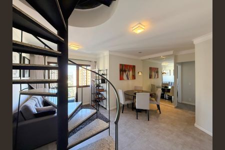 Apartamento à venda com 120m², 2 quartos e 2 vagasSala