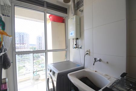 Apartamento à venda com 70m², 2 quartos e 1 vagaÁrea de serviço