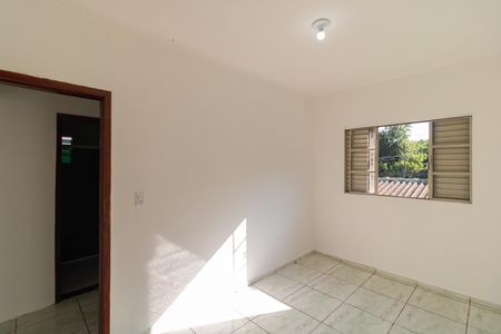 Casa à venda com 140m², 4 quartos e 3 vagasQuarto 02 da casa 01