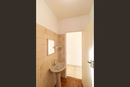 Casa à venda com 140m², 4 quartos e 3 vagasBanheiro da casa 02
