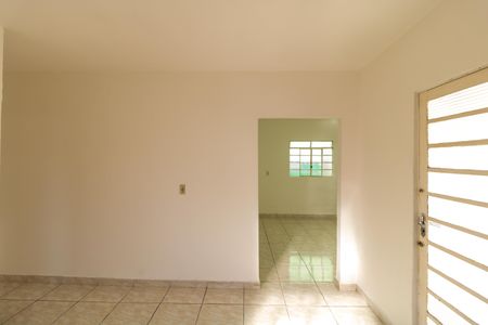 Casa à venda com 140m², 4 quartos e 3 vagasCozinha da casa 02