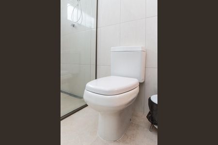 Casa à venda com 320m², 4 quartos e 4 vagasBanheiro da Suíte 1
