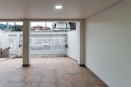 Casa à venda com 320m², 4 quartos e 4 vagasGaragem