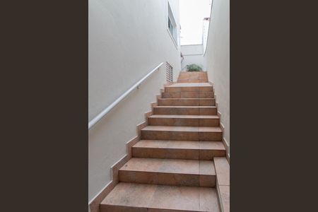 Casa à venda com 320m², 4 quartos e 4 vagasCorredor