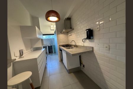 Apartamento à venda com 78m², 2 quartos e 1 vagaCozinha