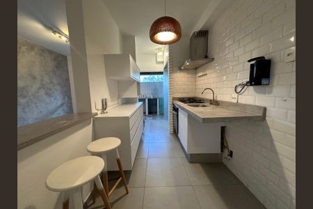 Apartamento à venda com 78m², 2 quartos e 1 vagaCozinha