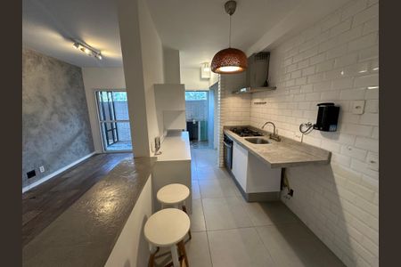 Apartamento à venda com 78m², 2 quartos e 1 vagaCozinha