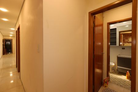 Apartamento à venda com 149m², 3 quartos e 2 vagasCorredor