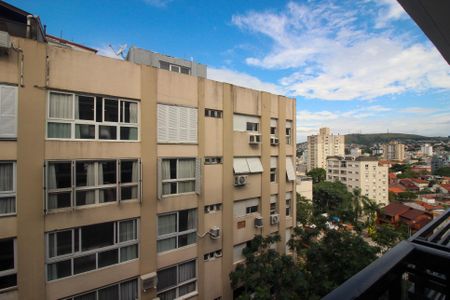 Apartamento à venda com 69m², 2 quartos e 1 vaga Apartamento à venda com 69m², 2 quartos e 1 vagaVista da Sacada