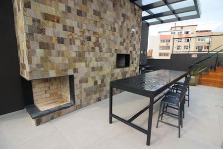 Apartamento à venda com 69m², 2 quartos e 1 vaga Apartamento à venda com 69m², 2 quartos e 1 vagaÁrea comum - Churrasqueira