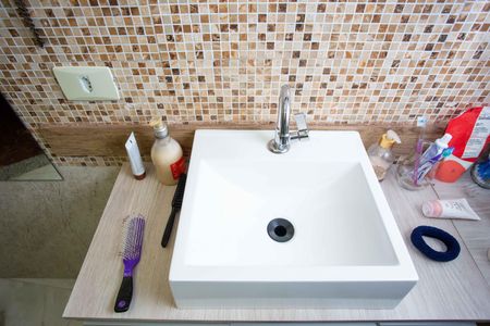 Casa para alugar com 80m², 3 quartos e sem vagaBanheiro da Suíte