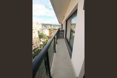 Apartamento à venda com 69m², 2 quartos e 2 vagas Apartamento à venda com 69m², 2 quartos e 2 vagasSacada da Sala