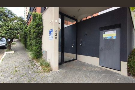 Studio para alugar com 20m², 1 quarto e sem vaga Studio para alugar com 20m², 1 quarto e sem vagaFachada + Plaquinha