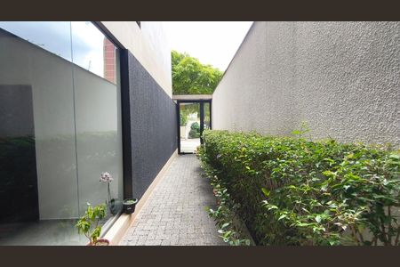 Studio para alugar com 20m², 1 quarto e sem vaga Studio para alugar com 20m², 1 quarto e sem vagaEntrada