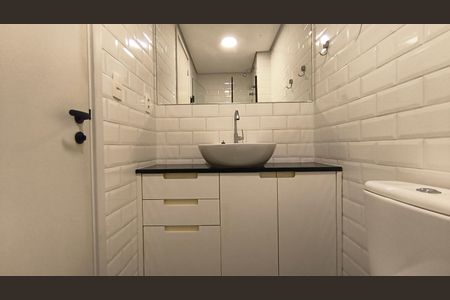 Studio para alugar com 20m², 1 quarto e sem vaga Studio para alugar com 20m², 1 quarto e sem vagaBanheiro