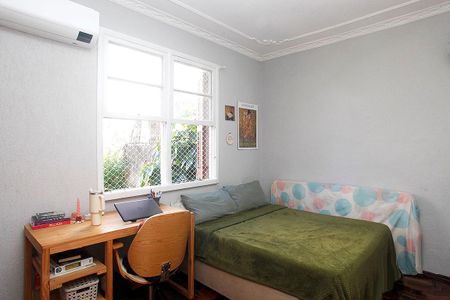 Quarto de apartamento à venda com 1 quarto, 37m² em Centro Histórico, Porto Alegre