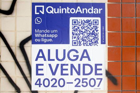 Apartamento à venda com 37m², 1 quarto e sem vagaPlaquinha