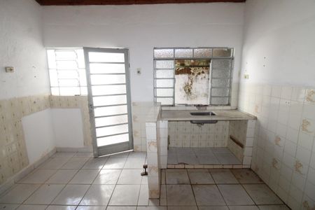 Sala 2 de casa para alugar com 2 quartos, 125m² em Vila Rossi, São José dos Campos