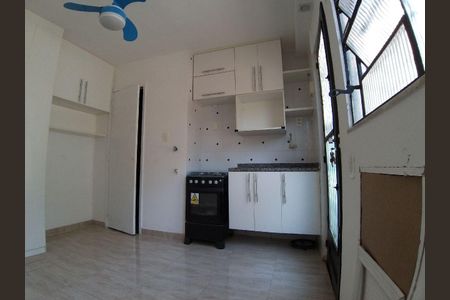 Sala/Quarto de kitnet/studio à venda com 1 quarto, 30m² em Cachambi, Rio de Janeiro