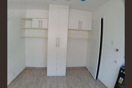 Sala/Quarto de kitnet/studio à venda com 1 quarto, 30m² em Cachambi, Rio de Janeiro