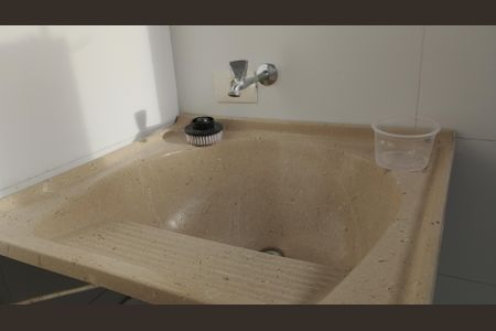 Casa para alugar com 60m², 2 quartos e sem vaga