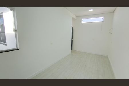 Casa para alugar com 60m², 2 quartos e sem vaga
