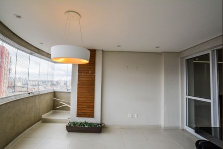 Apartamento à venda com 126m², 3 quartos e 3 vagas Apartamento à venda com 126m², 3 quartos e 3 vagasVaranda da Sala