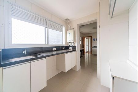 Apartamento à venda com 126m², 3 quartos e 3 vagasÁrea de Serviço