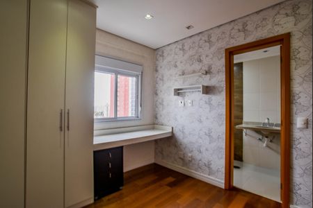 Apartamento à venda com 126m², 3 quartos e 3 vagas Apartamento à venda com 126m², 3 quartos e 3 vagasSuíte 1