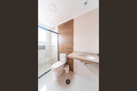 Apartamento à venda com 126m², 3 quartos e 3 vagasBanheiro do Quarto 3