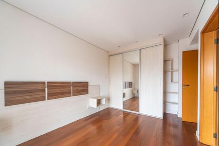 Apartamento à venda com 126m², 3 quartos e 3 vagasQuarto 1