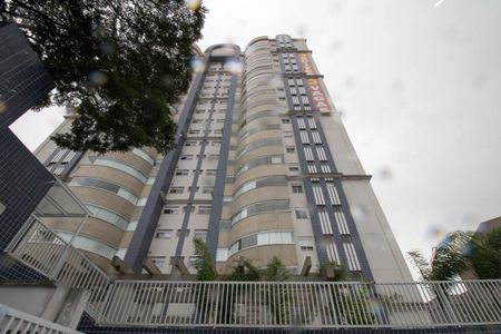 Apartamento à venda com 126m², 3 quartos e 3 vagasFachada e portaria
