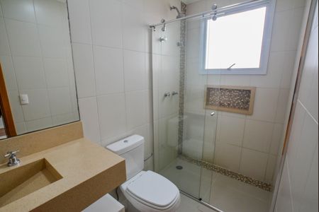Apartamento à venda com 126m², 3 quartos e 3 vagas Apartamento à venda com 126m², 3 quartos e 3 vagasBanheiro da Suíte 2
