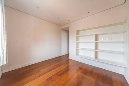 Apartamento à venda com 126m², 3 quartos e 3 vagasQuarto 2