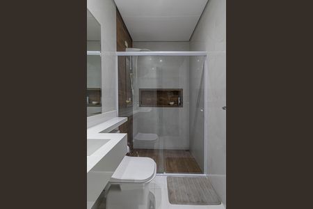 Casa para alugar com 236m², 2 quartos e 2 vagasBanheiro 