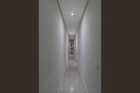 Casa para alugar com 236m², 2 quartos e 2 vagasCorredor