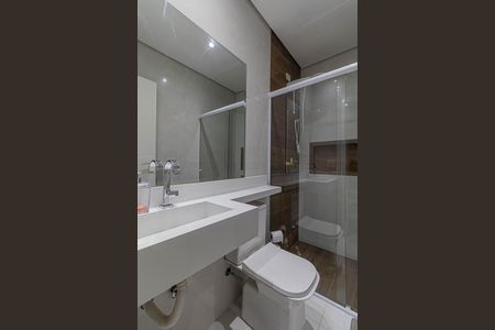Casa para alugar com 236m², 2 quartos e 2 vagasBanheiro 