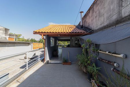 Casa para alugar com 236m², 2 quartos e 2 vagasTerraço