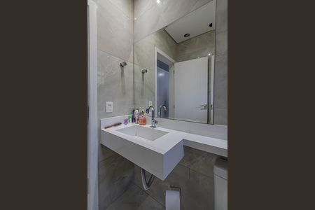 Casa para alugar com 236m², 2 quartos e 2 vagasBanheiro Suíte