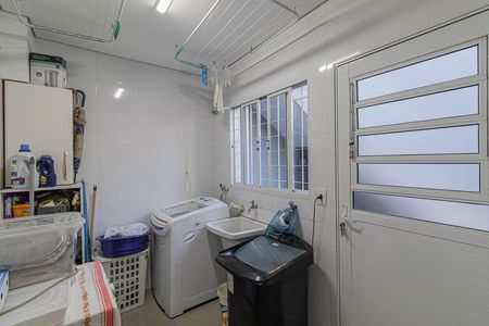 Casa para alugar com 236m², 2 quartos e 2 vagasÁrea de Serviço